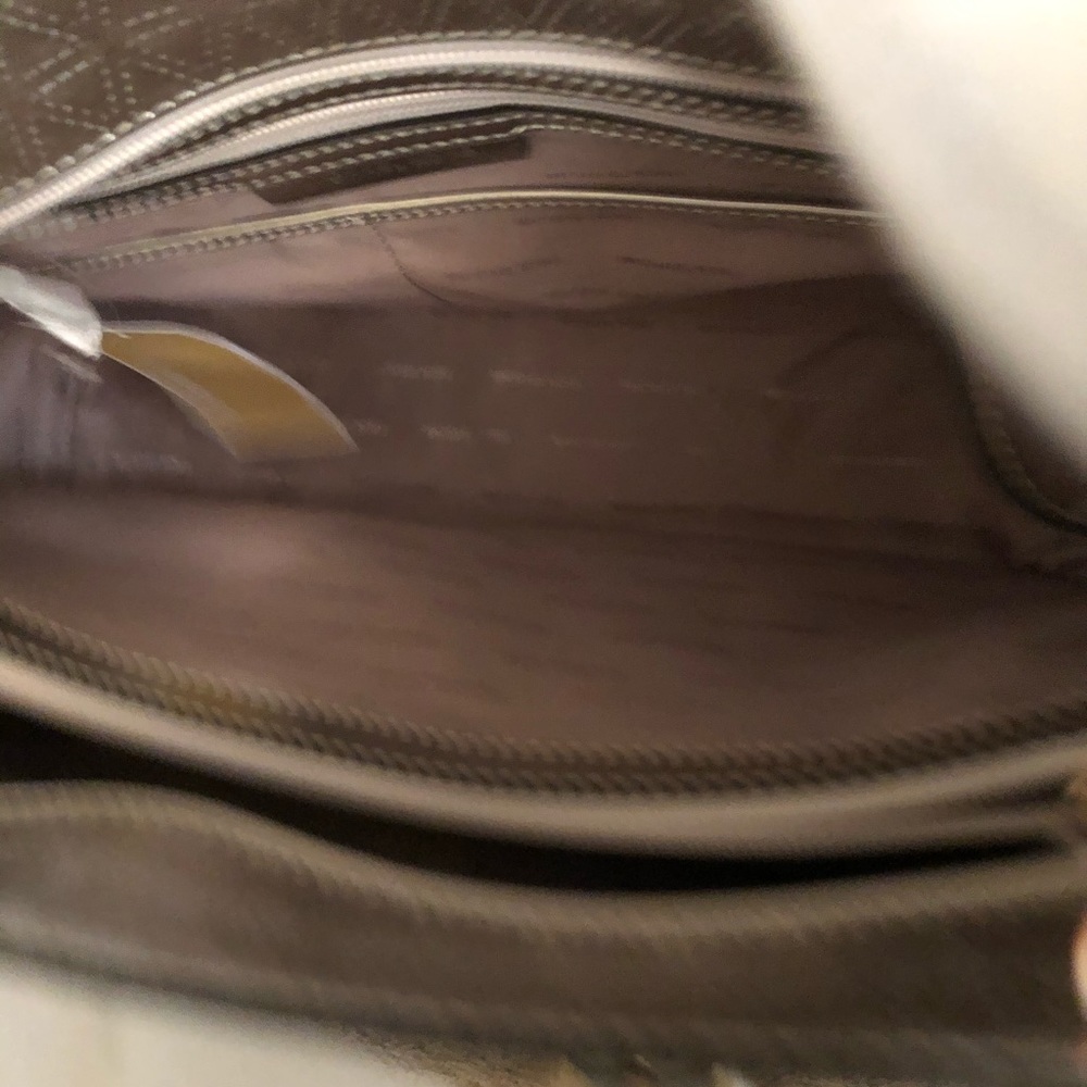 💕New Michael Kors Voyager Tote Bag - Picture 9 of 11